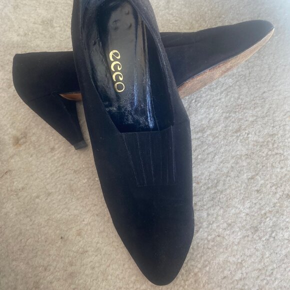 ECCO Chic suede pumps size 9.5 - Picture 7 of 8